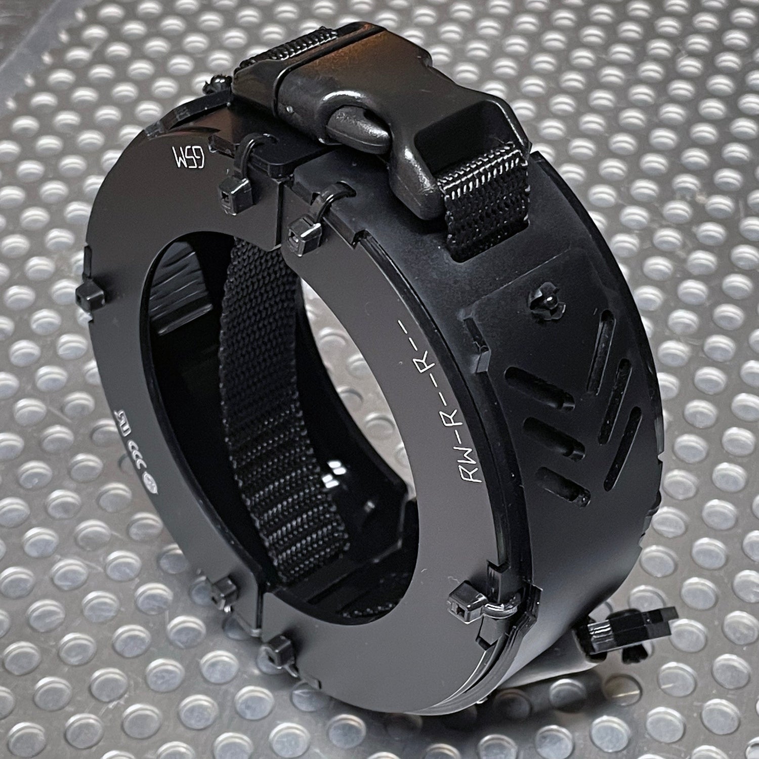 Armored Wristband Unit type06-Solid