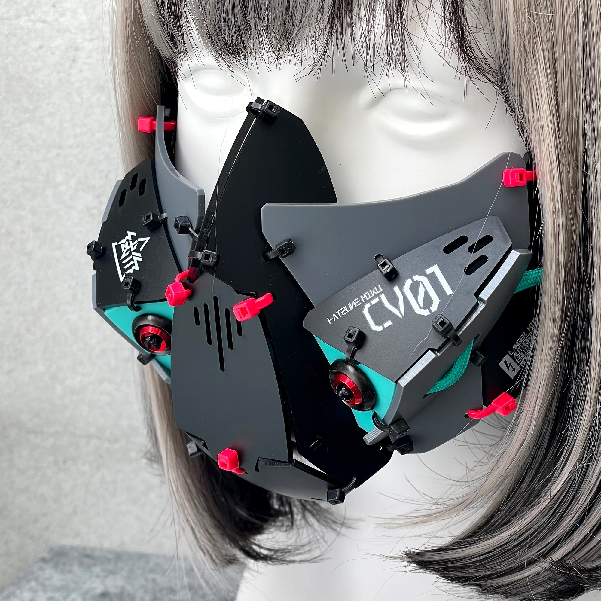 Armored Mask Unit mk23 - Hatsune Miku Model -