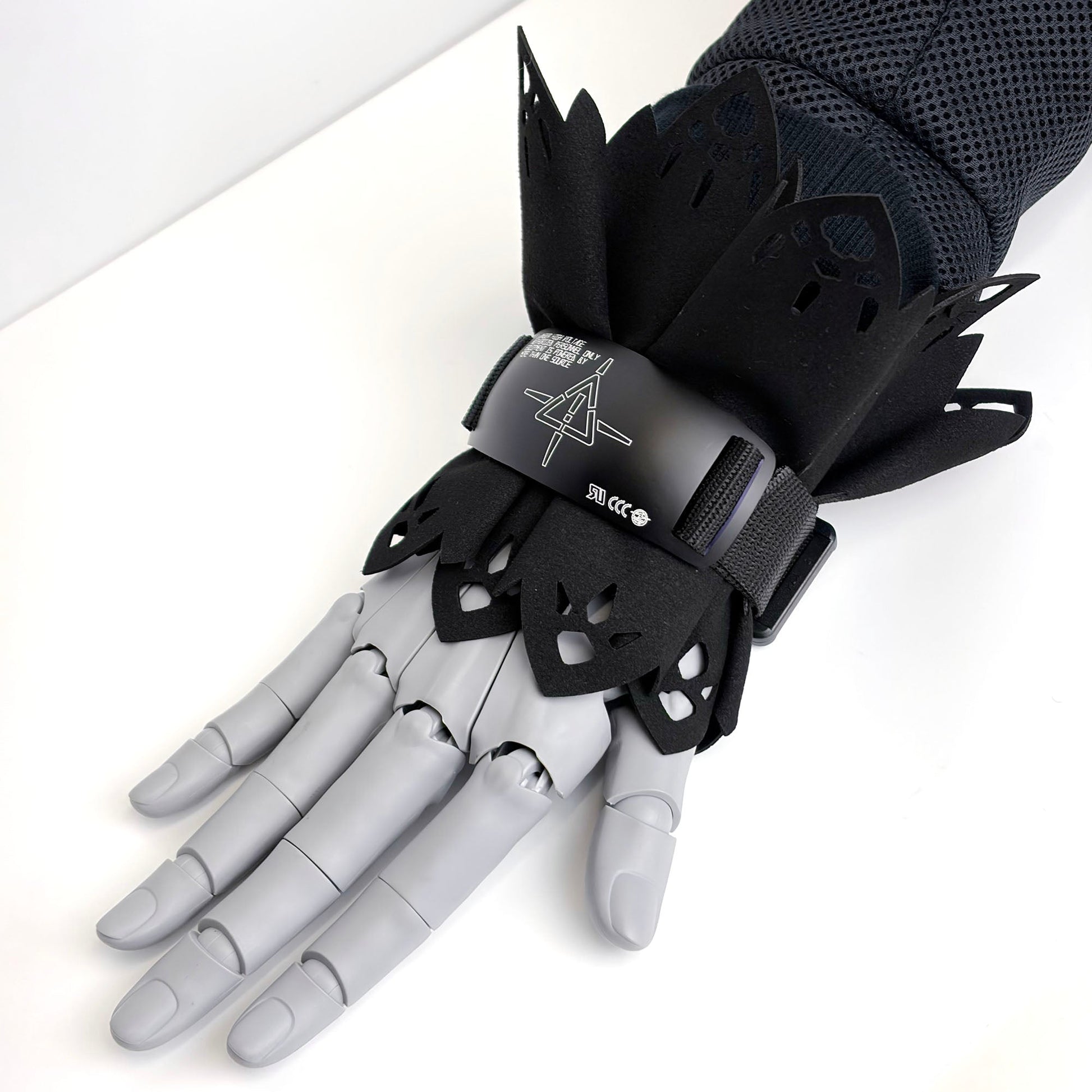 Frill Cuff Unit - eiri7hamono Collaboration -